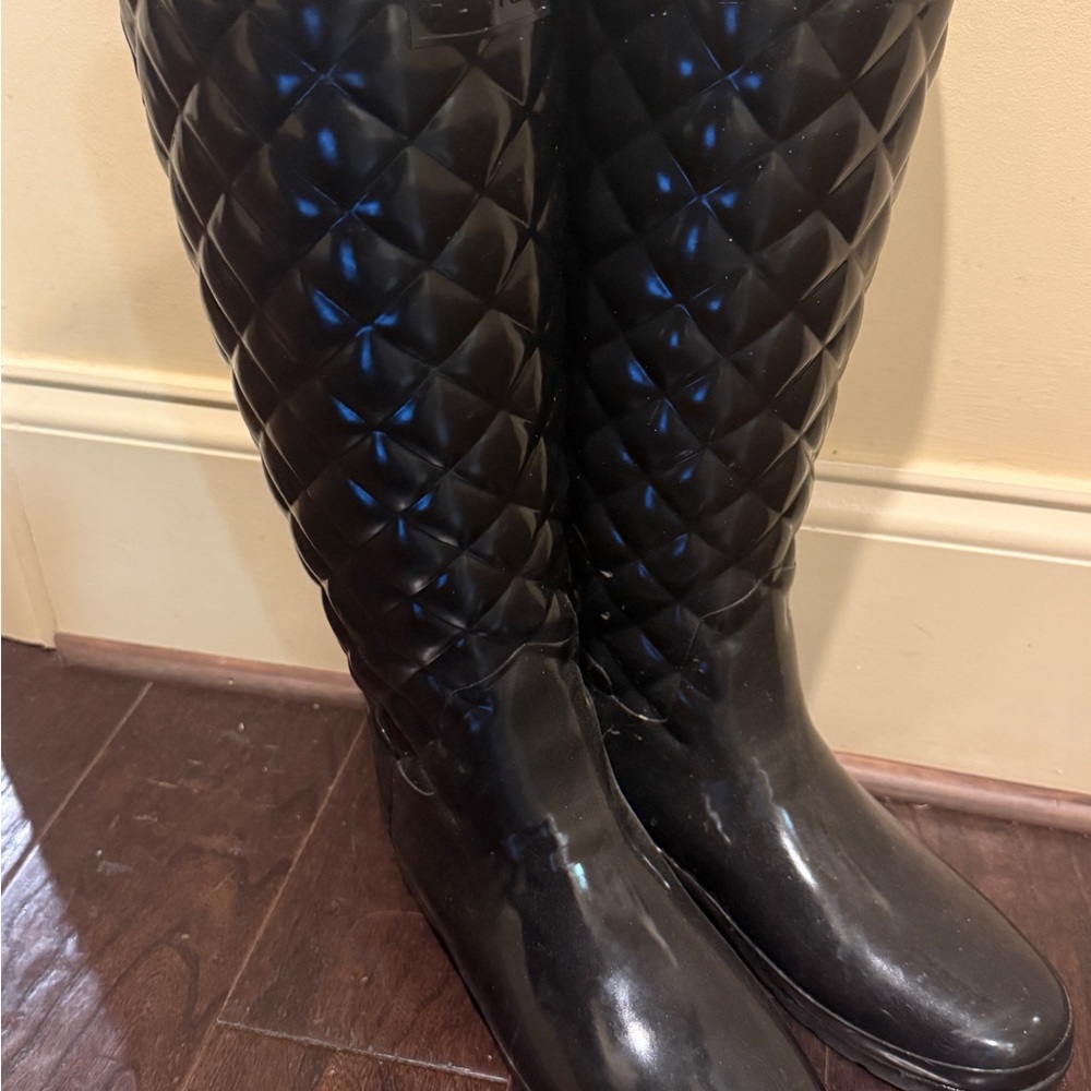 Hunter Black Quilted Women's Boots